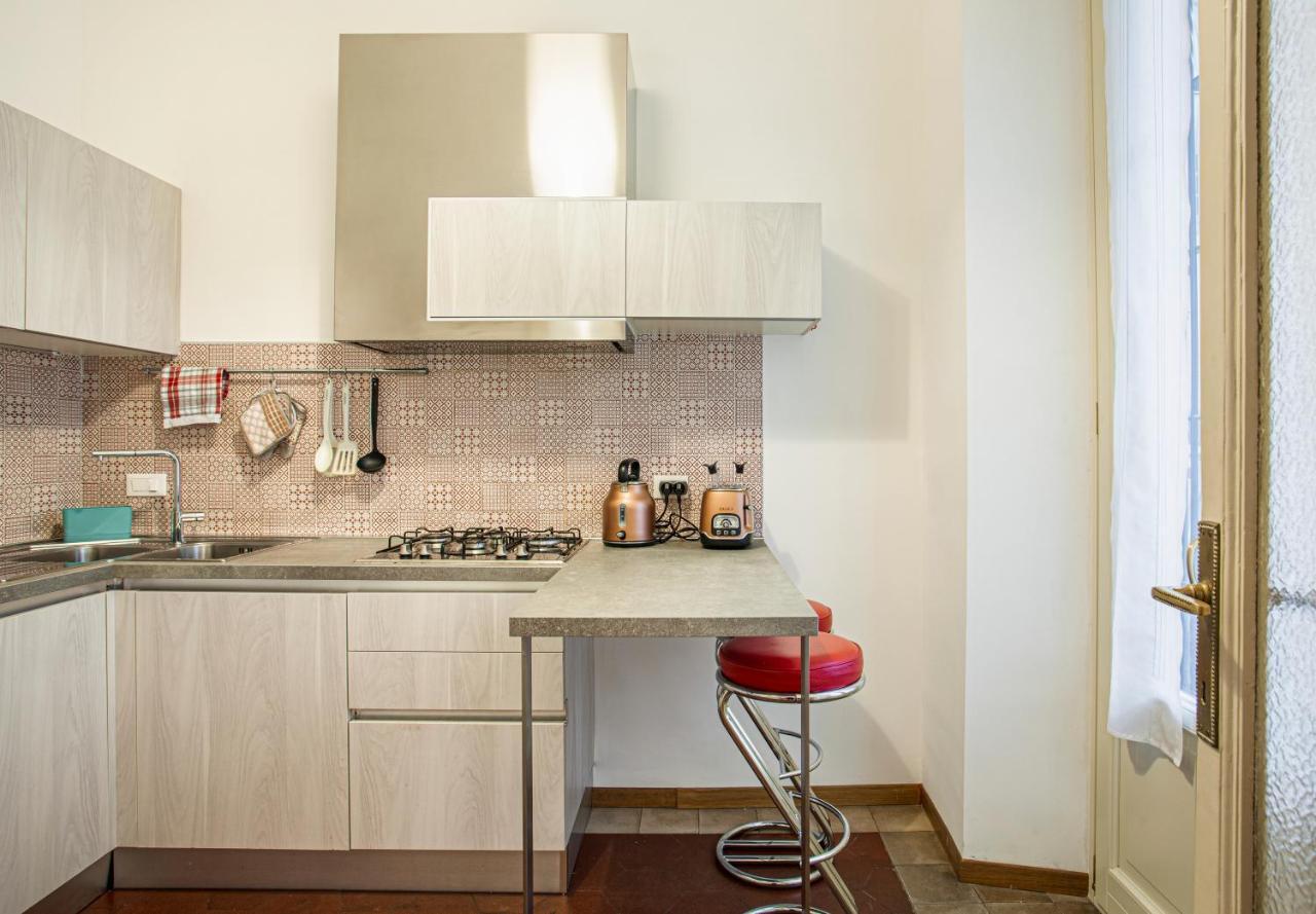Restayled Chic Apartement- Via Ozieri Мілан Екстер'єр фото