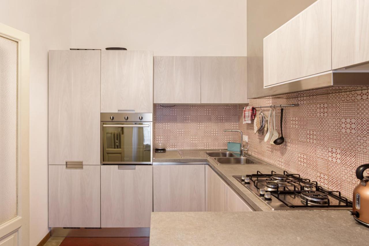 Restayled Chic Apartement- Via Ozieri Мілан Екстер'єр фото